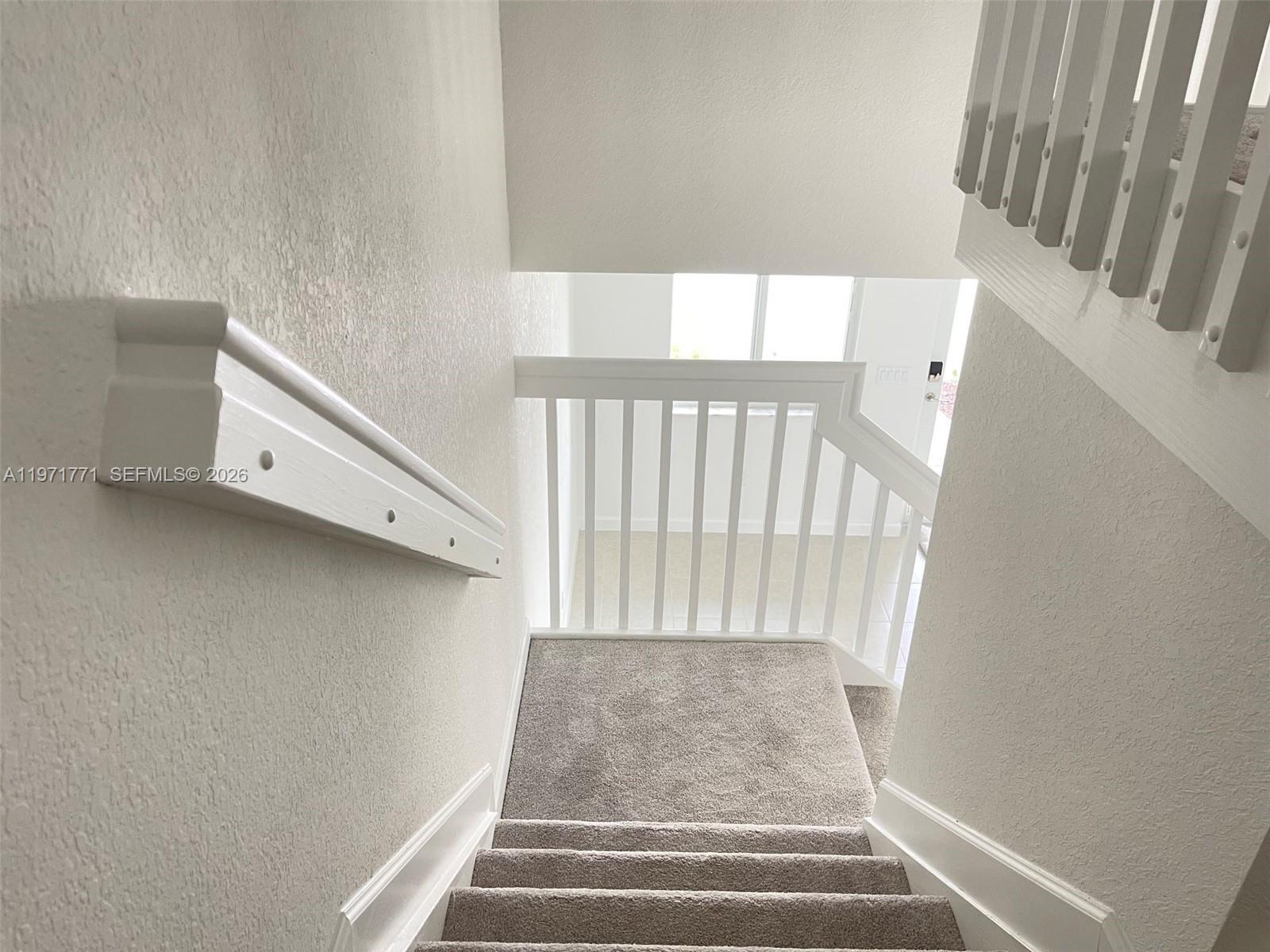 MIAMI LAND AND DEVELOPMEN - Residential Lease