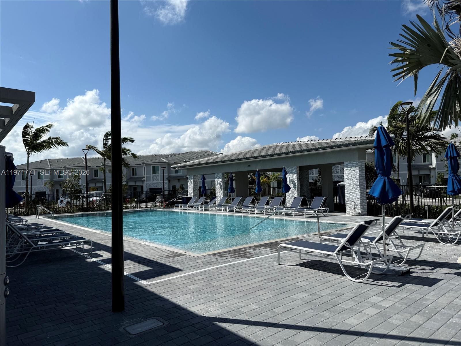 MIAMI LAND AND DEVELOPMEN - Residential Lease