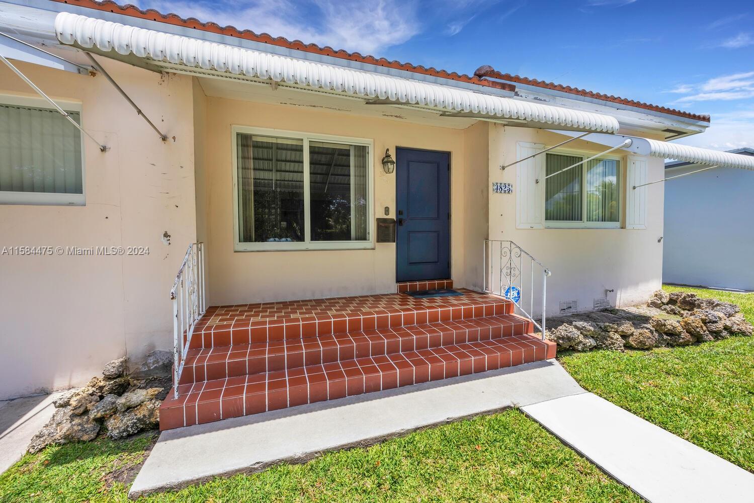 Property for Sale at 3825 Sw 62nd Ave, Miami, Broward County, Florida - Bedrooms: 3 
Bathrooms: 2  - $659,000