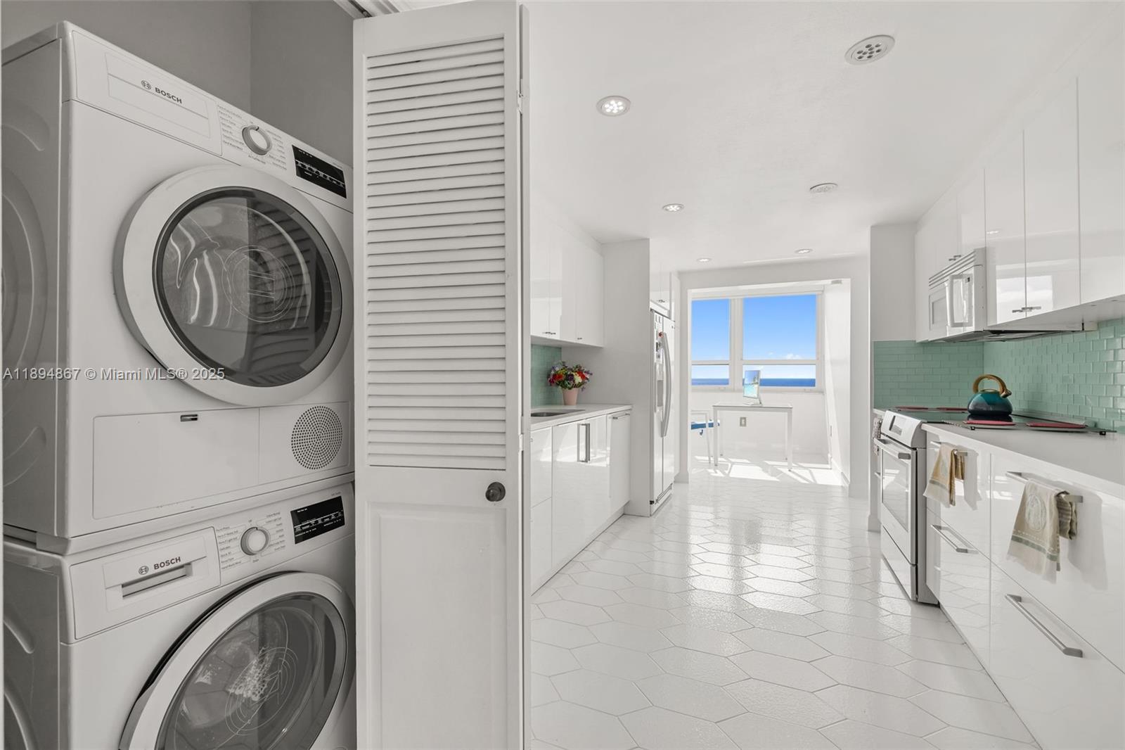 GROVE ISLE CONDO - Residential Lease