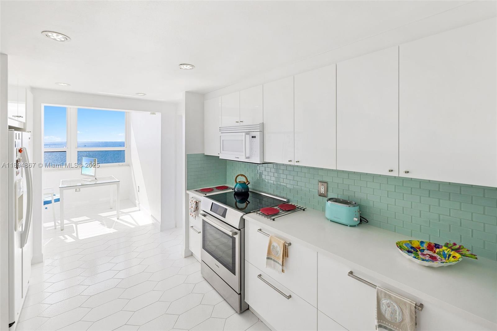 GROVE ISLE CONDO - Residential Lease