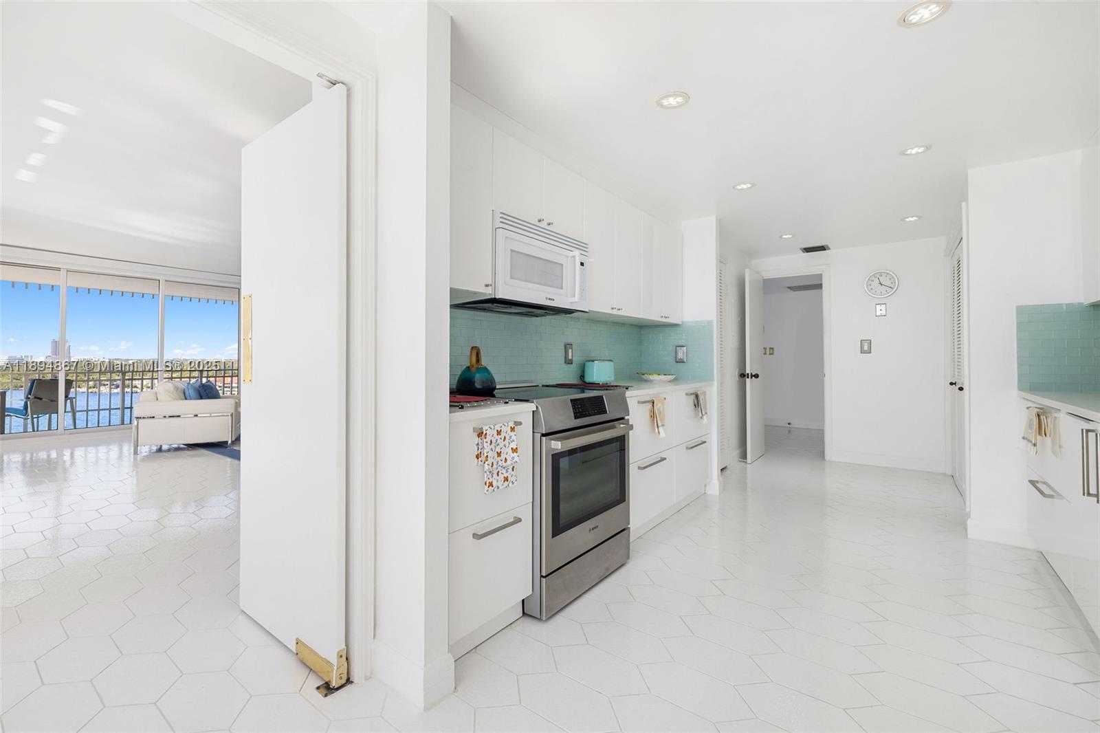 GROVE ISLE CONDO - Residential Lease