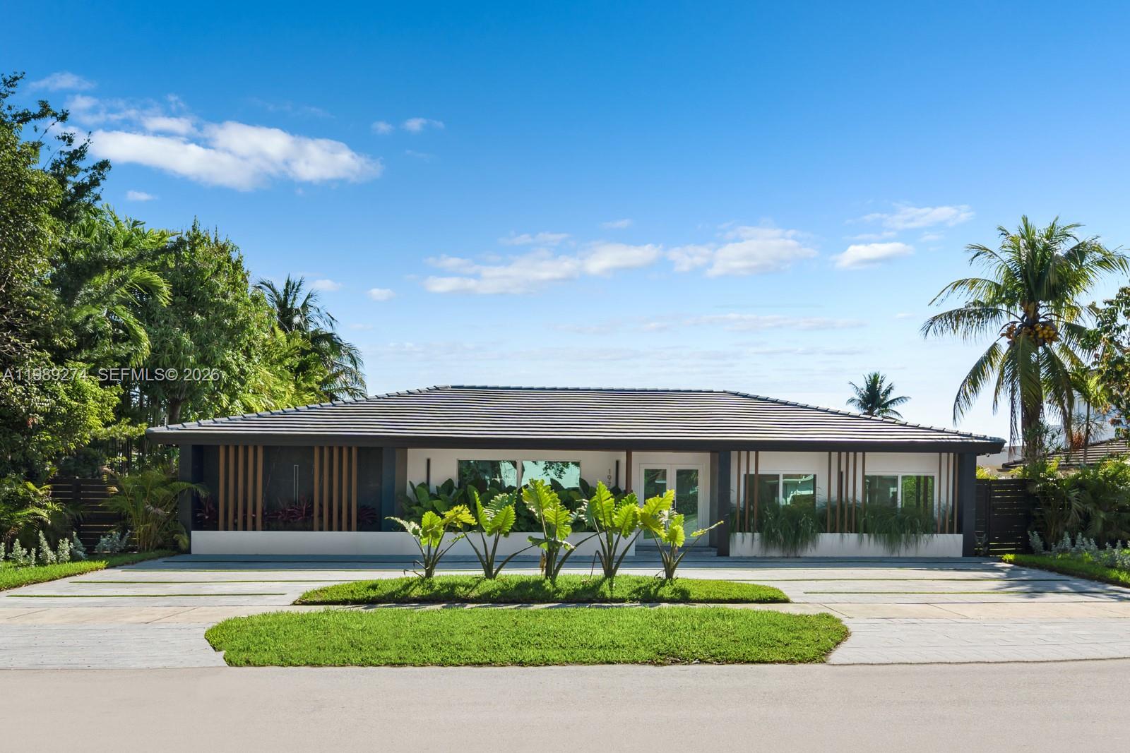 RAINTREE LAKE SEC THREE - Residential