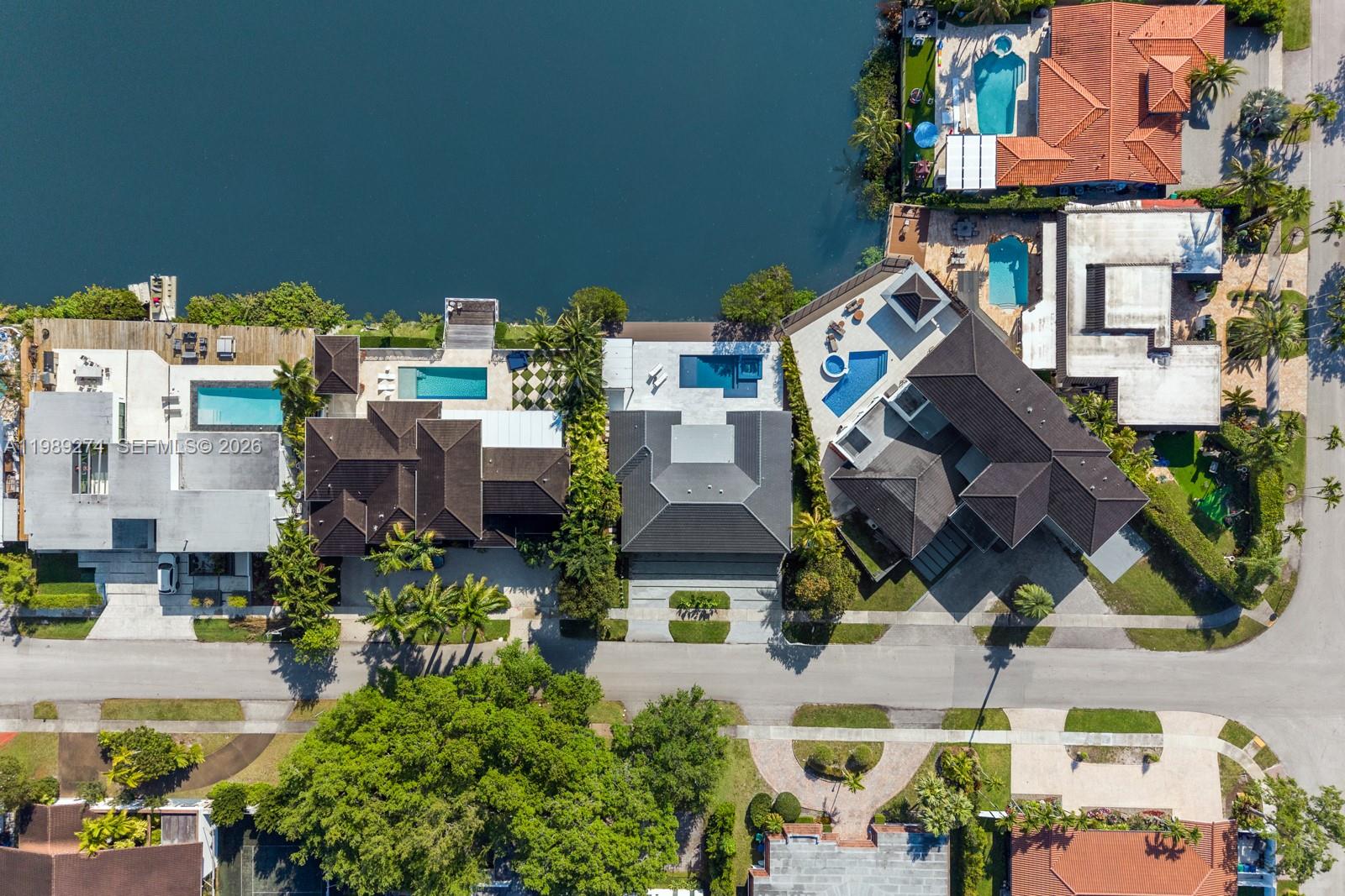 RAINTREE LAKE SEC THREE - Residential