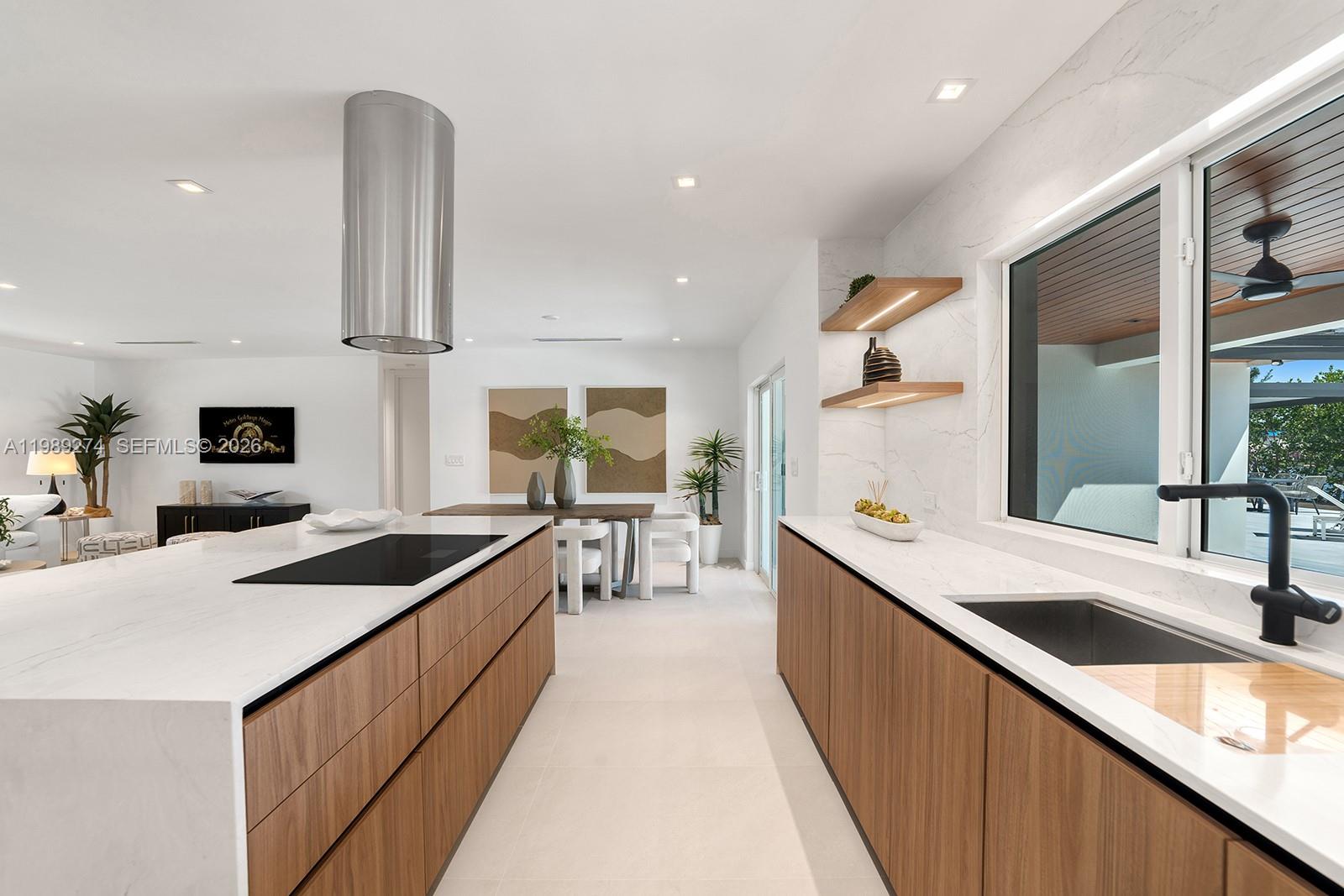 RAINTREE LAKE SEC THREE - Residential