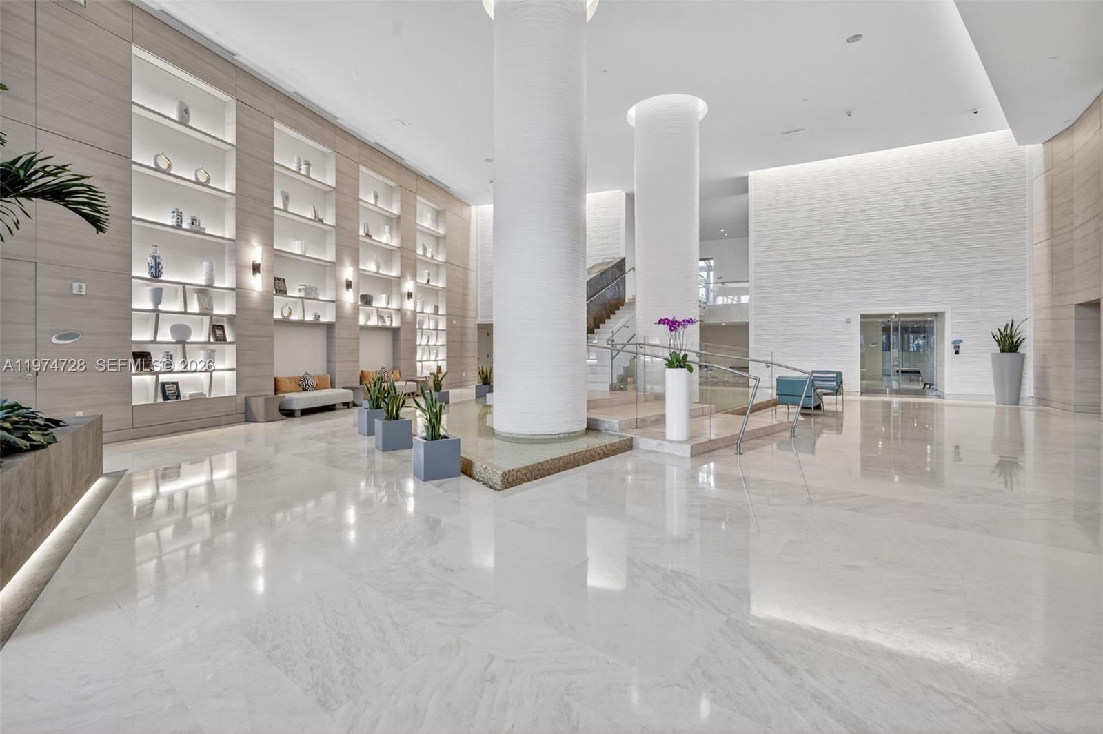 TRUMP ROYALE CONDO - Residential