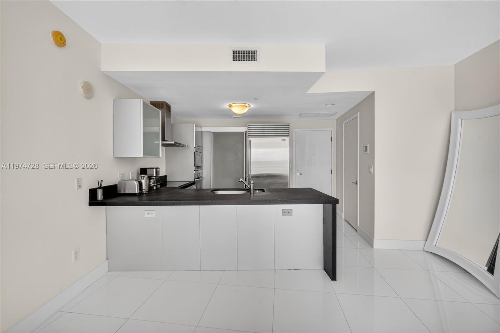 TRUMP ROYALE CONDO - Residential