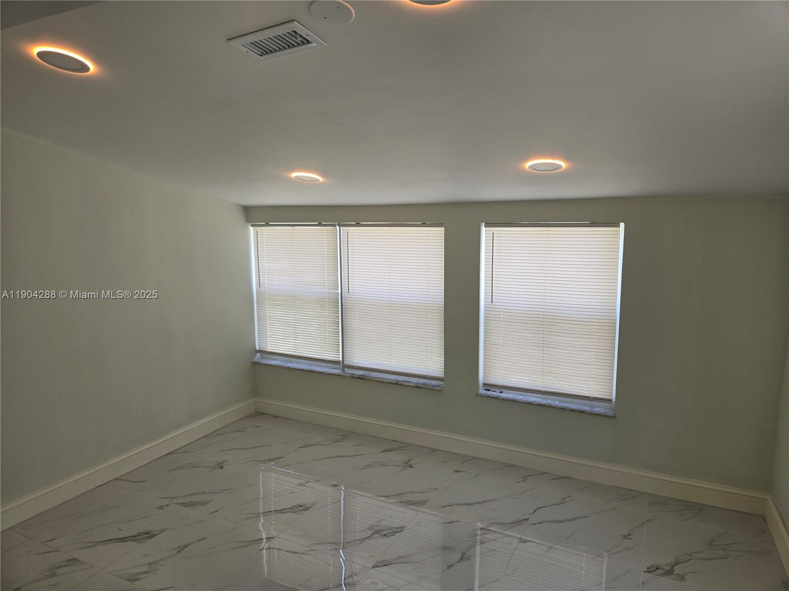 IVES ESTATES SEC 5 - Residential