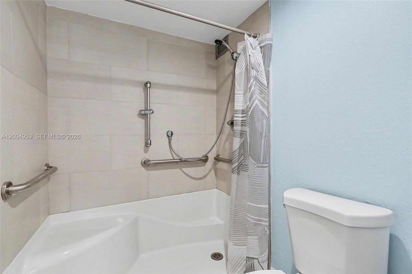 CONTINENTAL VILLAGE CONDO - Residential