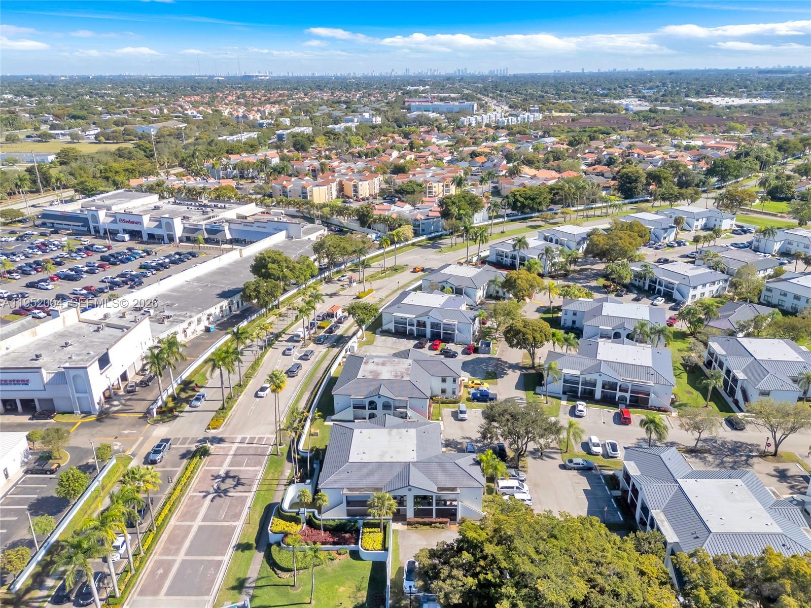 MOORS POINTE CONDO - Residential