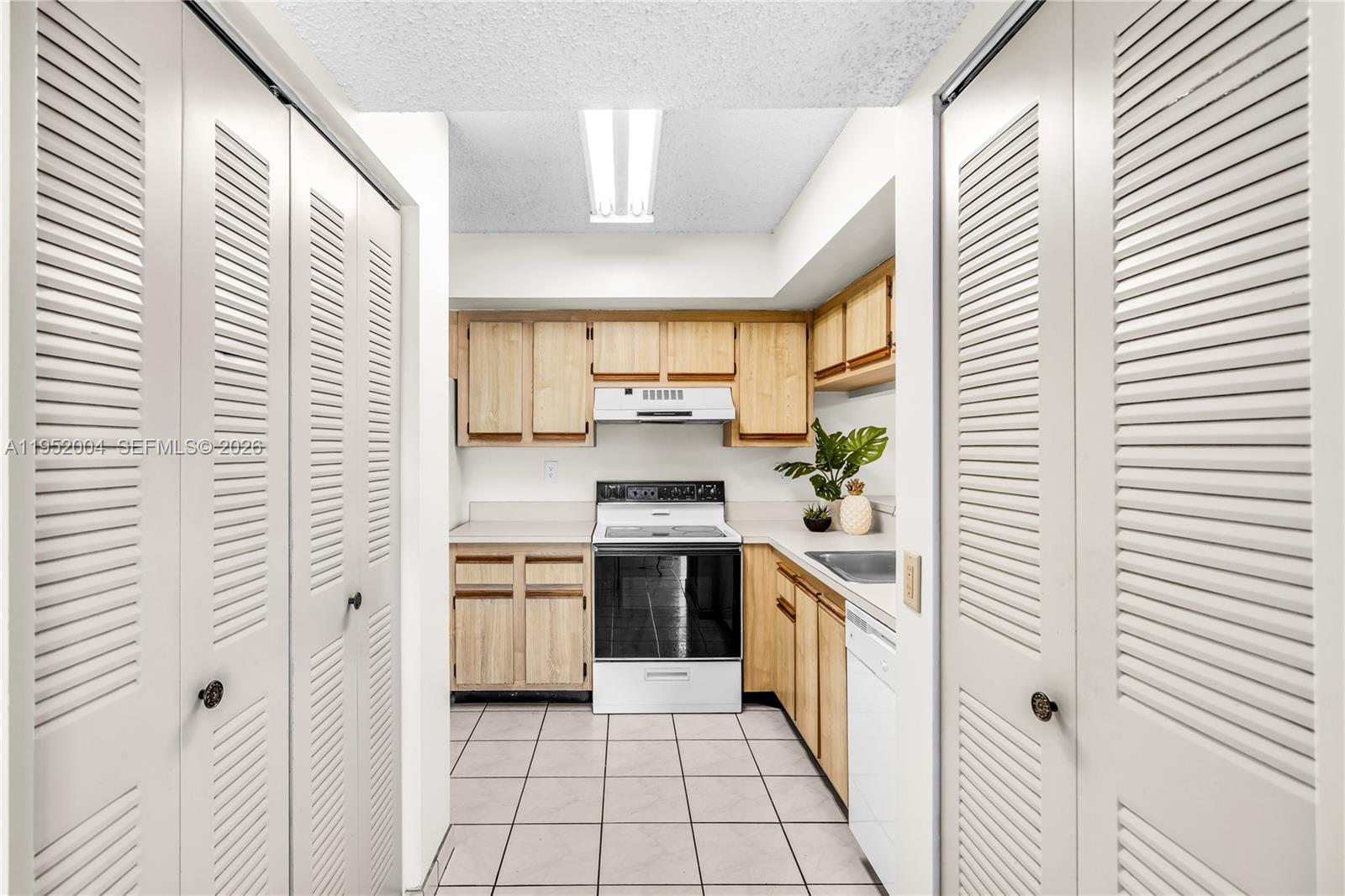 MOORS POINTE CONDO - Residential