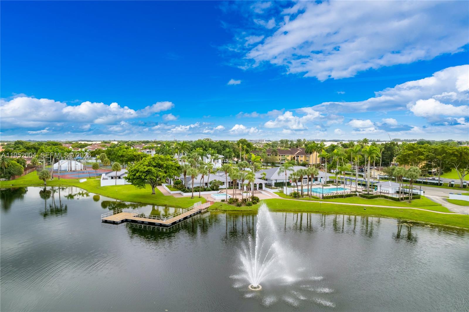 MOORS POINTE CONDO - Residential