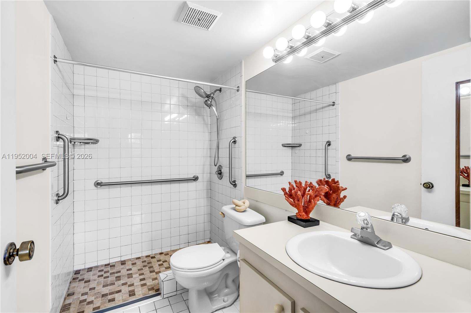 MOORS POINTE CONDO - Residential