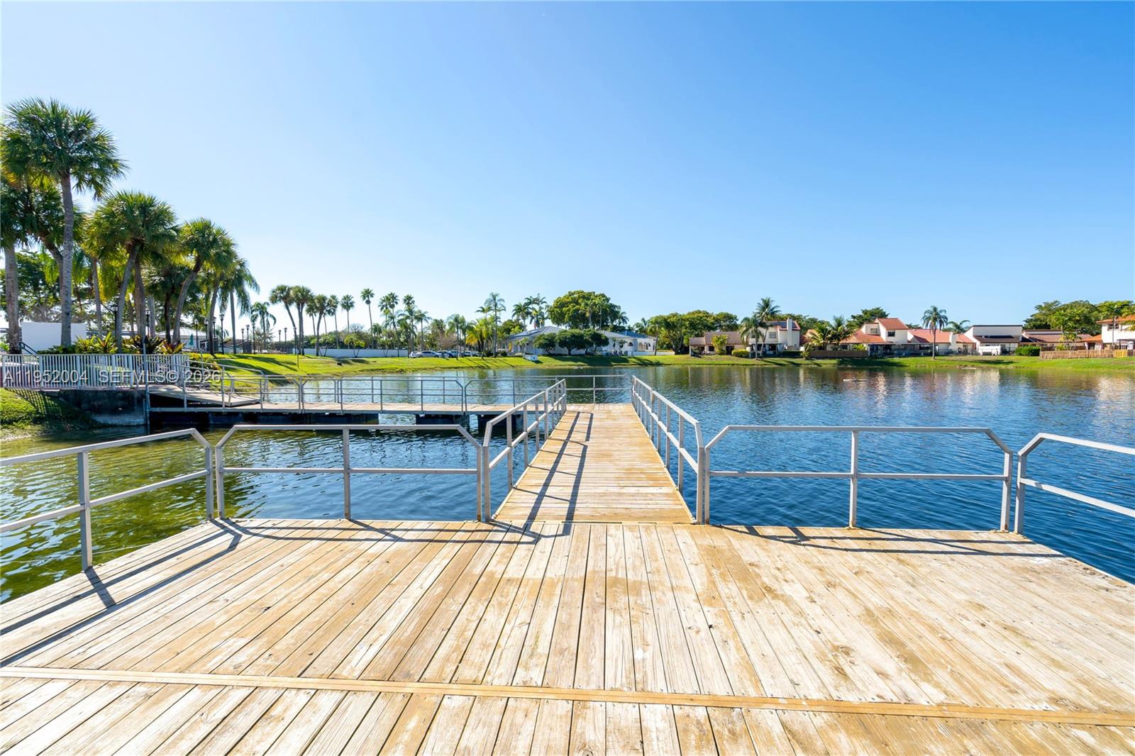 MOORS POINTE CONDO - Residential