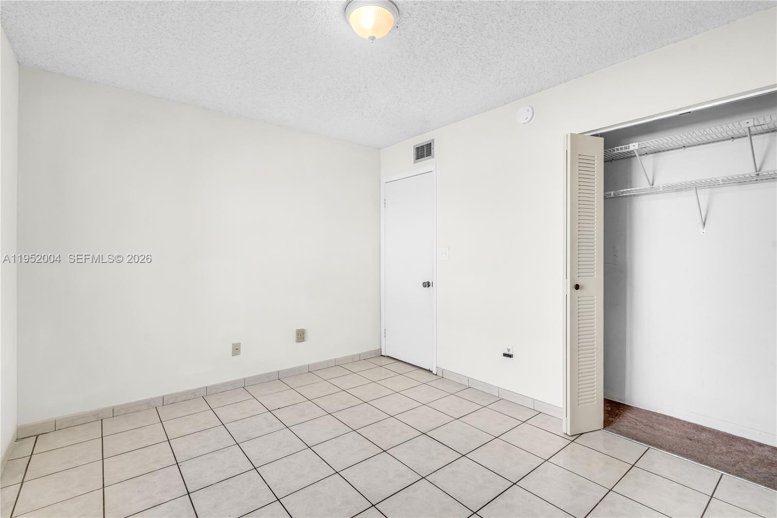 MOORS POINTE CONDO - Residential