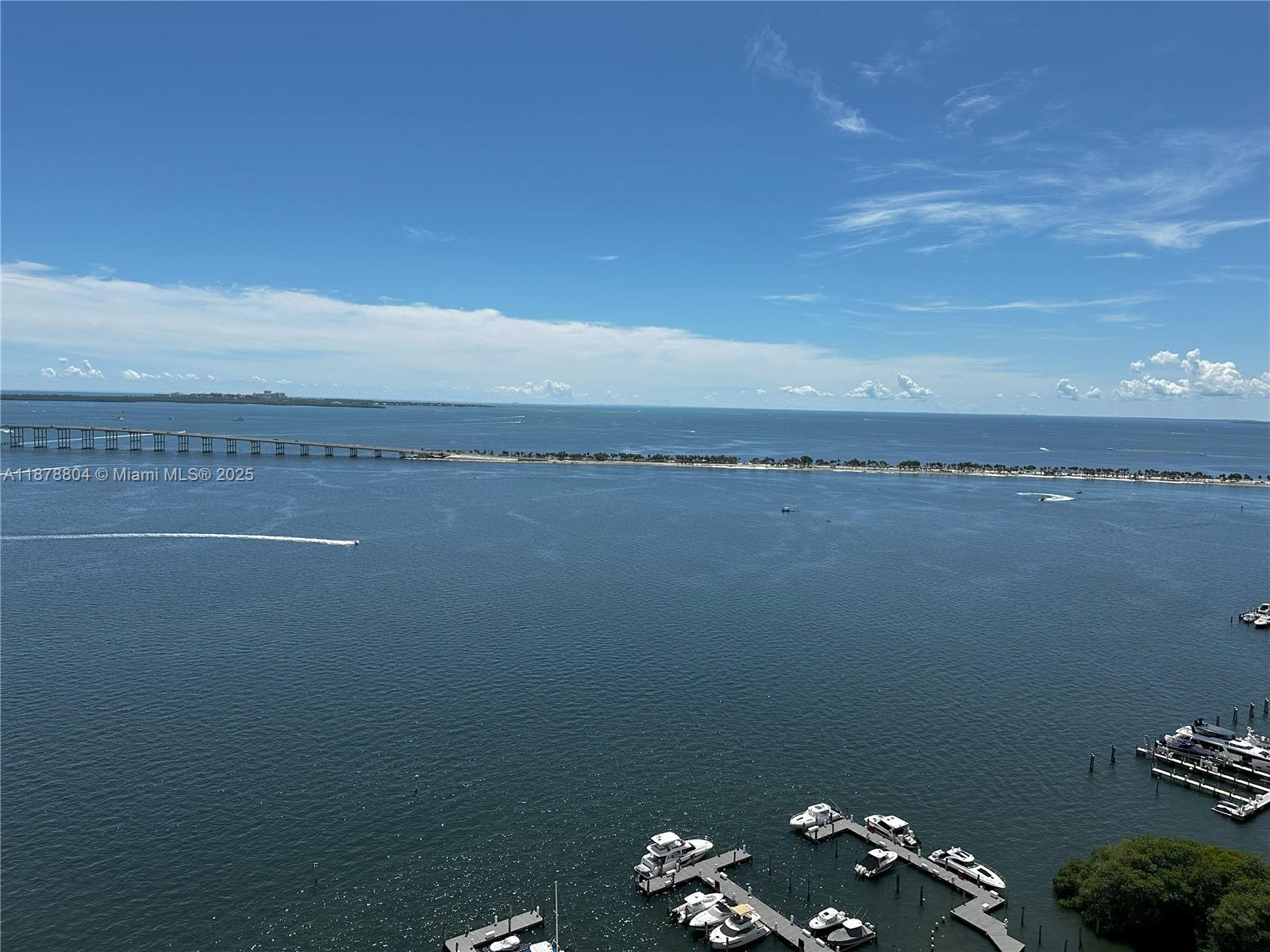 THE PALACE CONDO - Residential