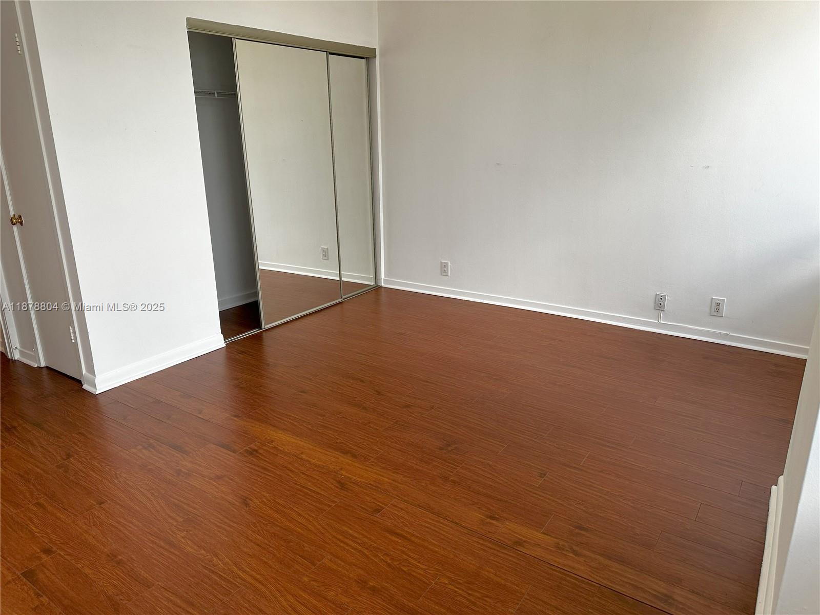 THE PALACE CONDO - Residential