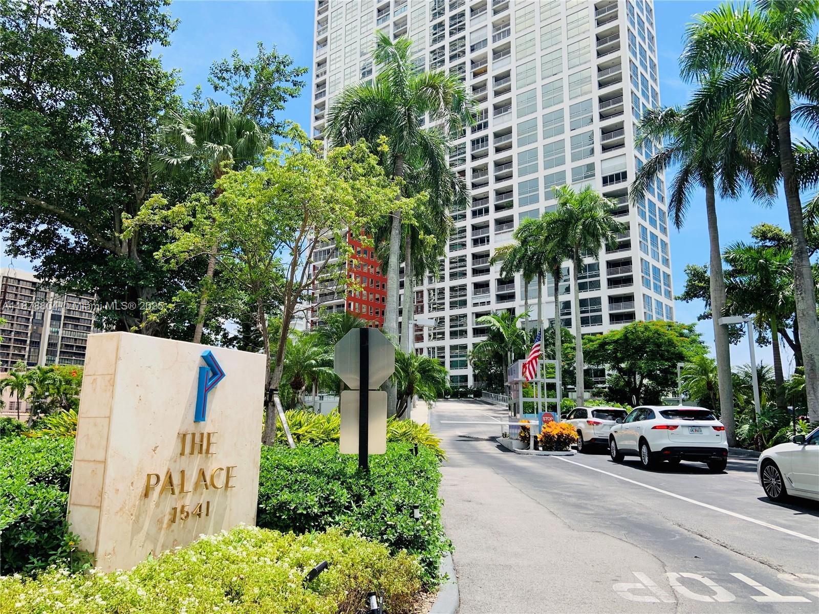 THE PALACE CONDO - Residential