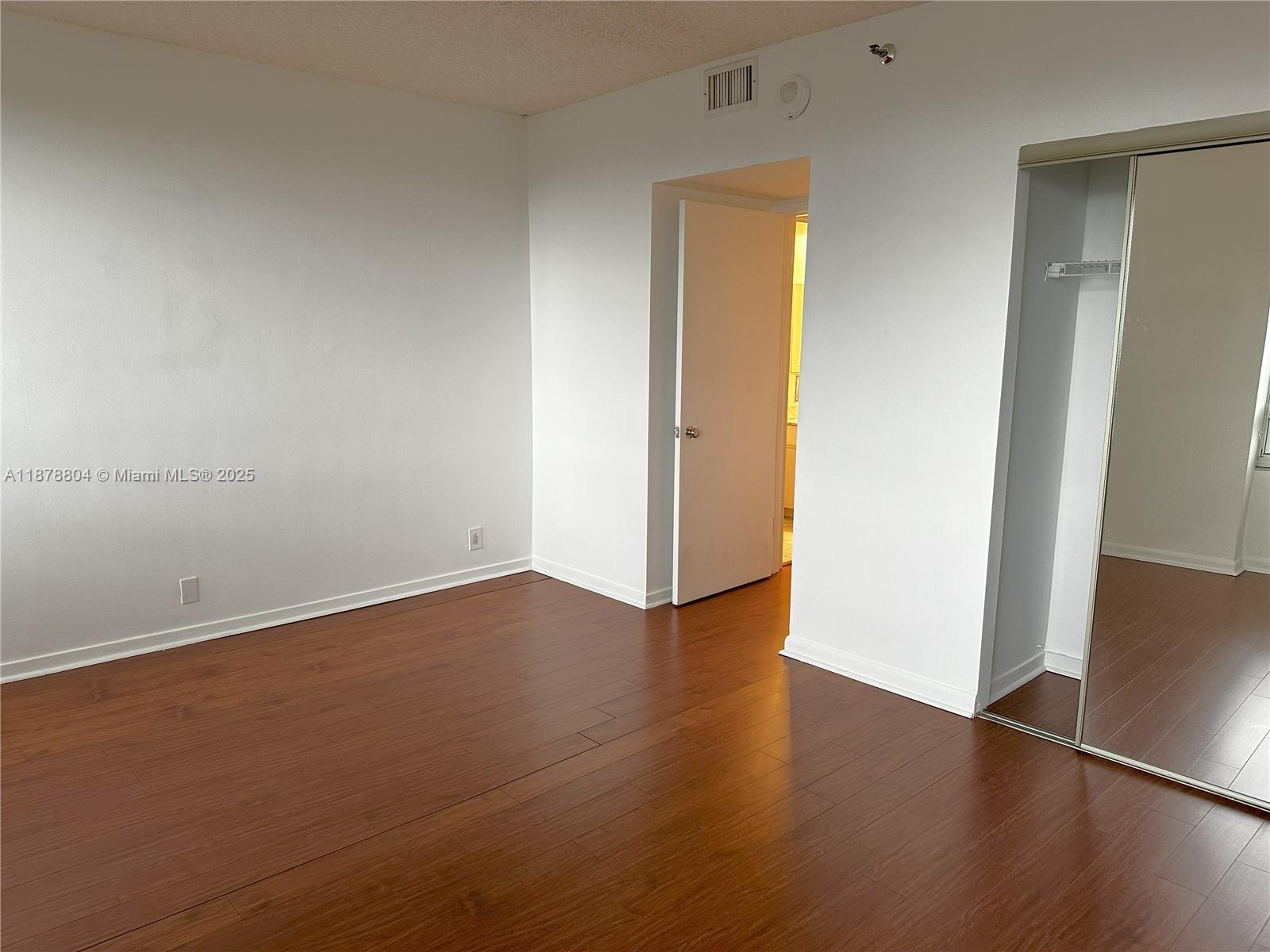 THE PALACE CONDO - Residential