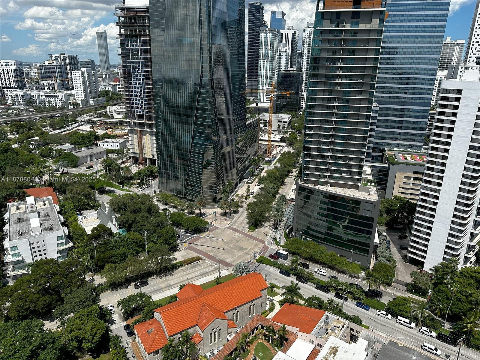 THE PALACE CONDO - Residential