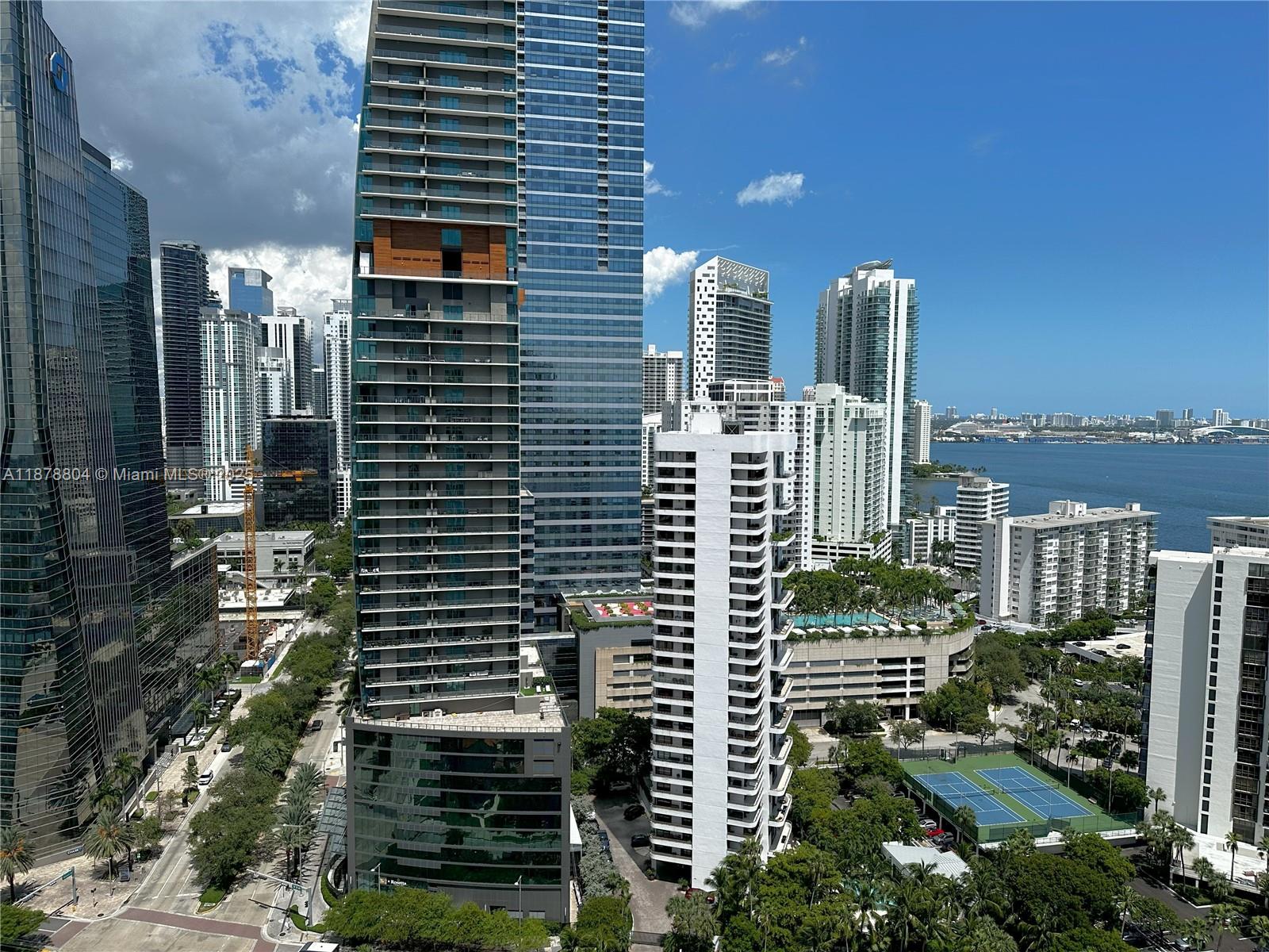 THE PALACE CONDO - Residential