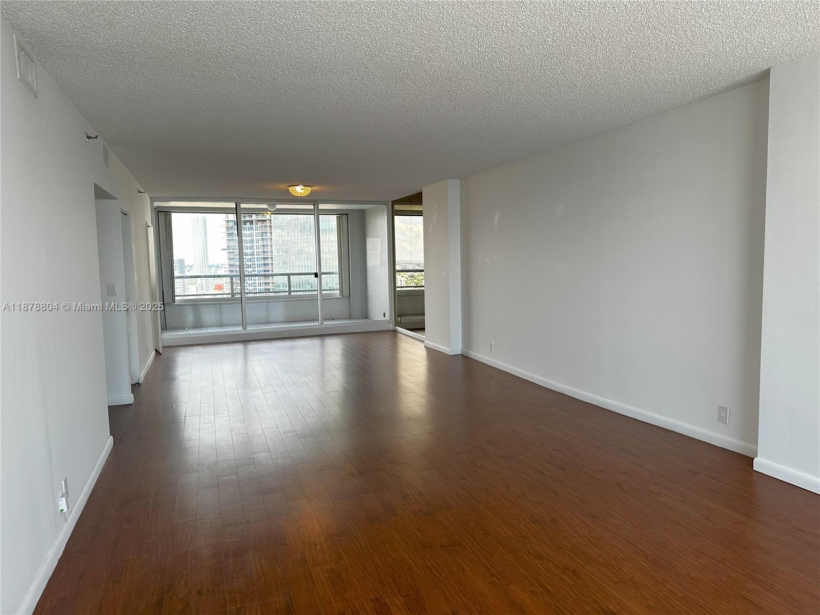 THE PALACE CONDO - Residential