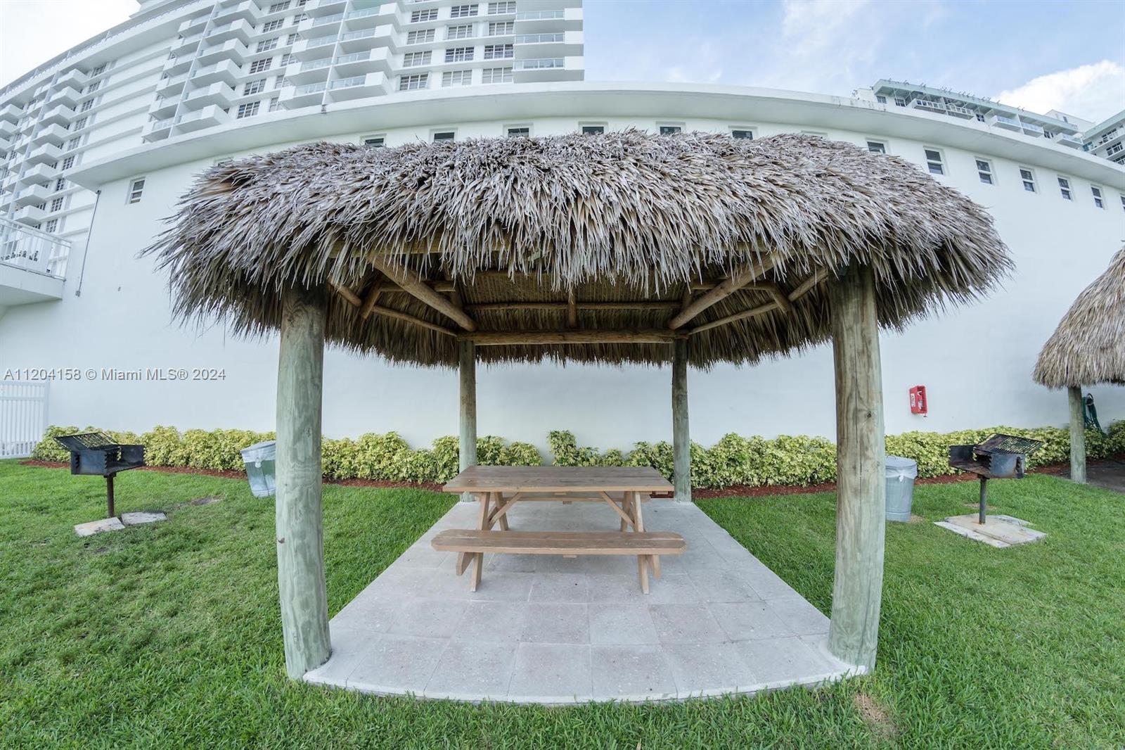 THE PAVILION CONDO - Residential Lease