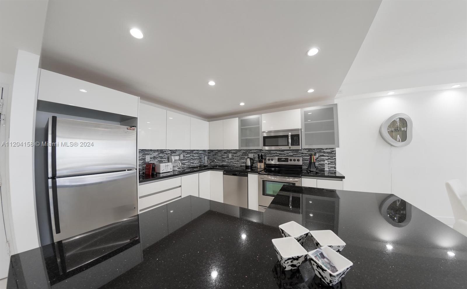 THE PAVILION CONDO - Residential Lease