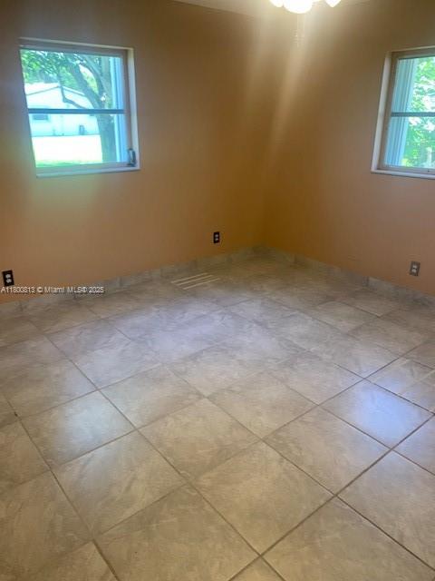 LAUDERDALE WEST SEC 4 - Residential