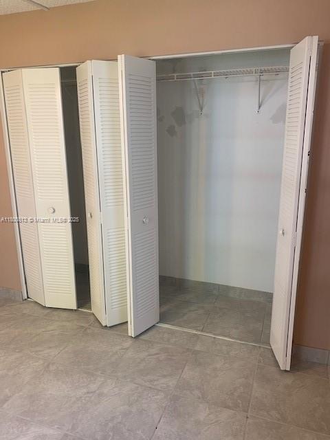 LAUDERDALE WEST SEC 4 - Residential