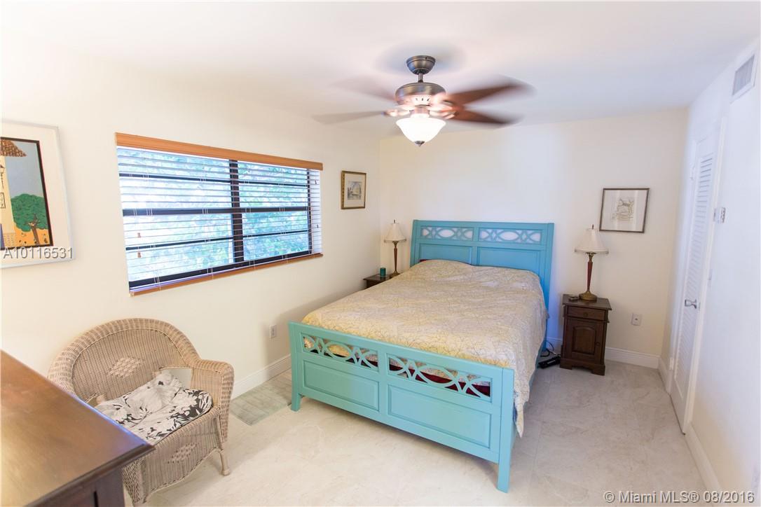 BAYSHORE PARK CONDO - Residential Lease