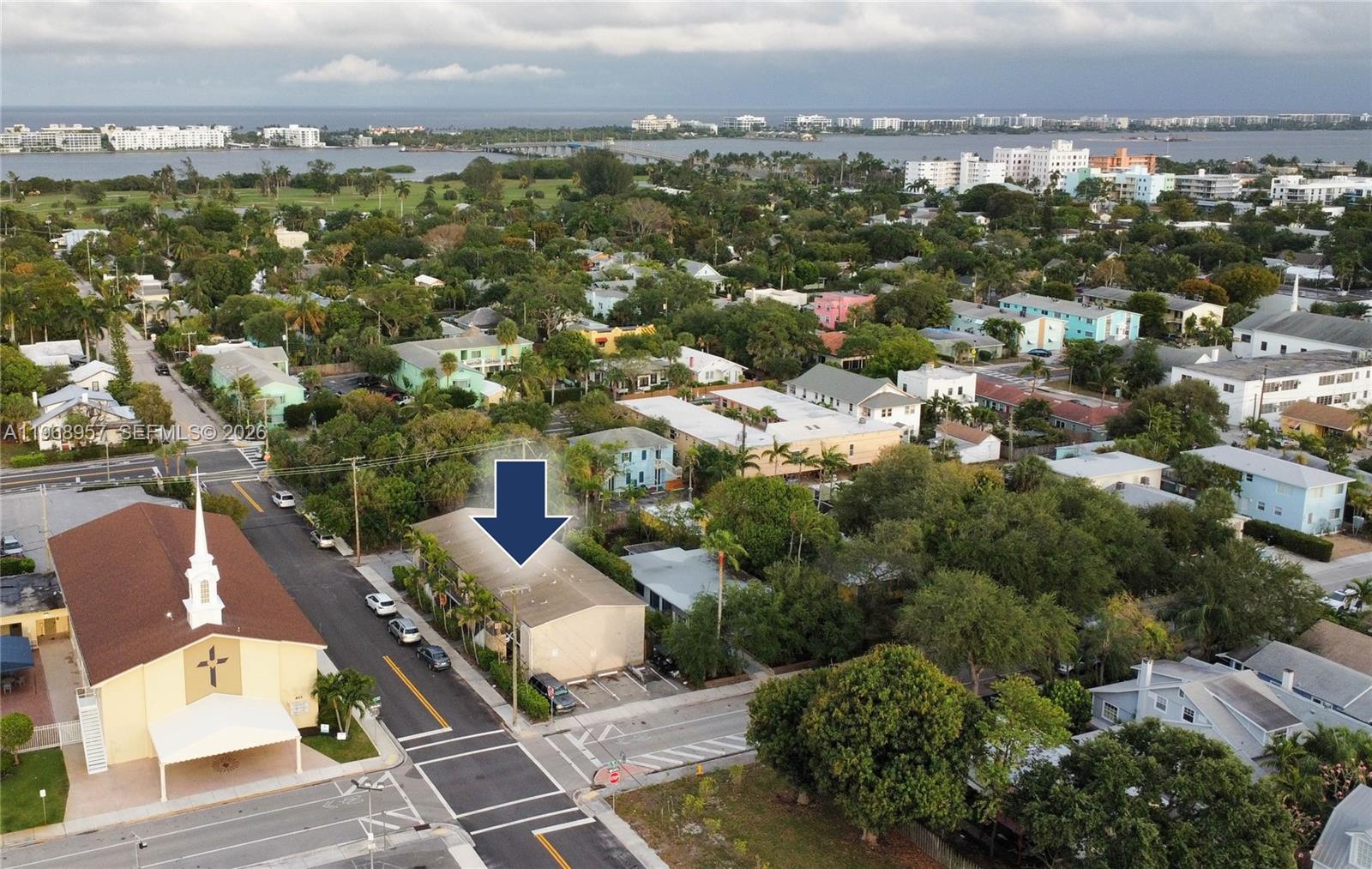 LAKE WORTH TOWN OF - Residential Income