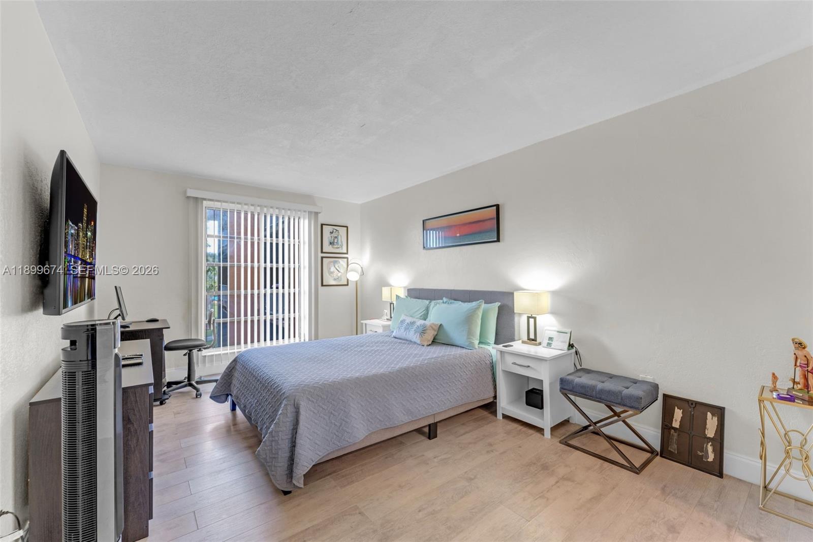 SUNSET PALMS EAST CONDO - Residential