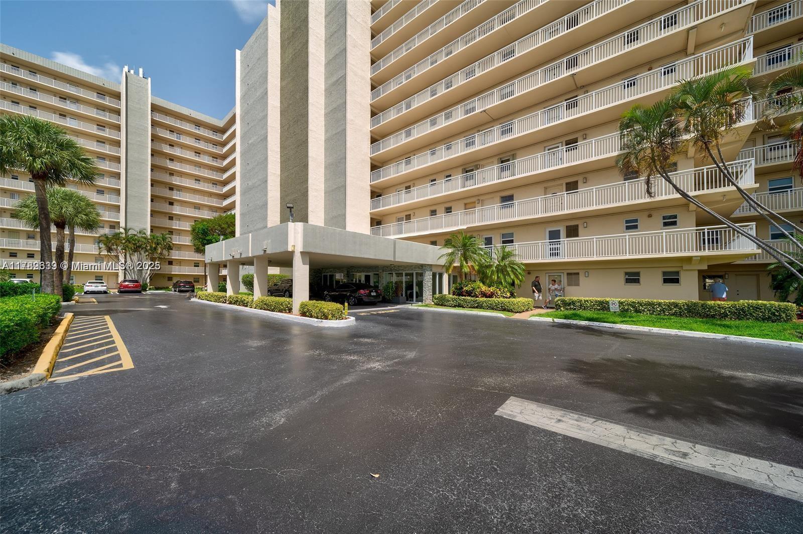 WATERFORD POINT CONDO - Residential