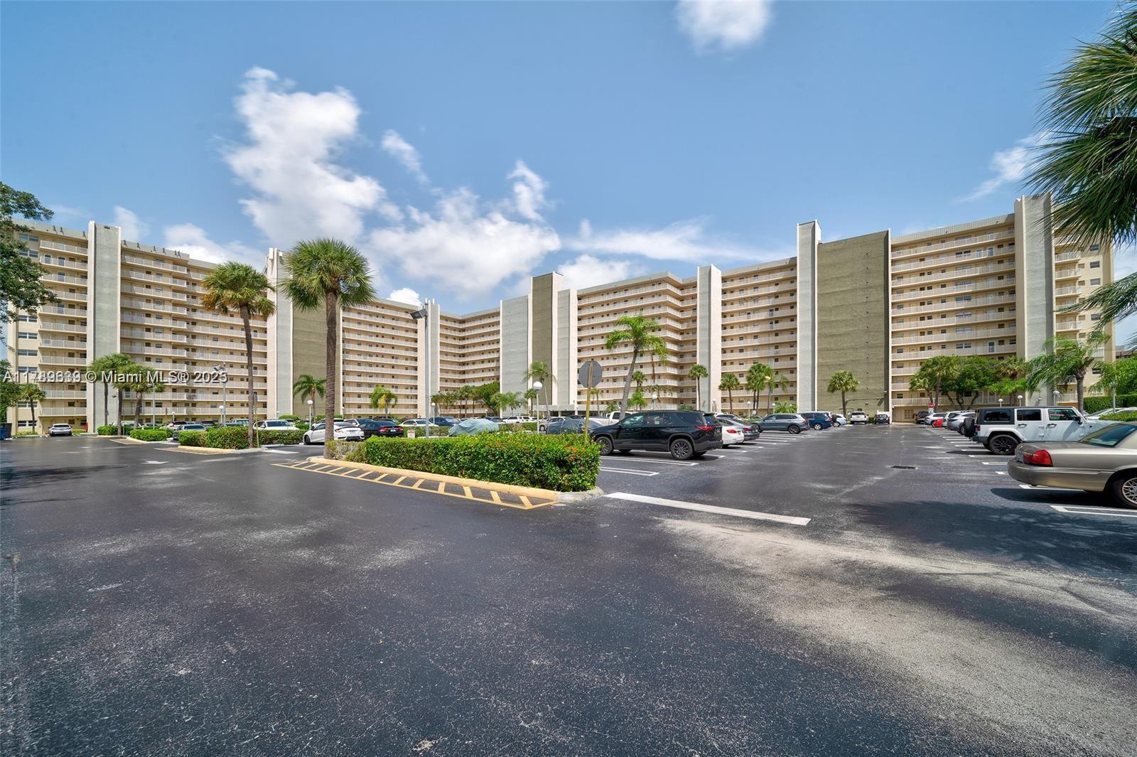 WATERFORD POINT CONDO - Residential