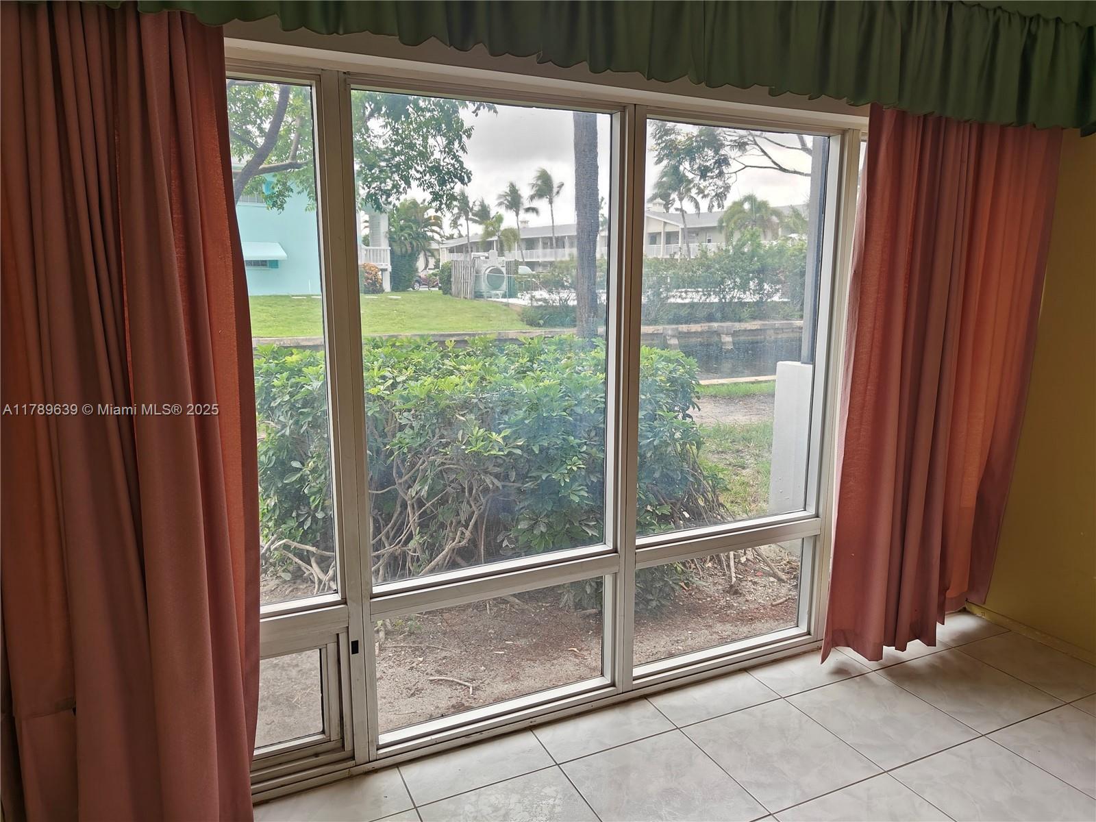 WATERFORD POINT CONDO - Residential