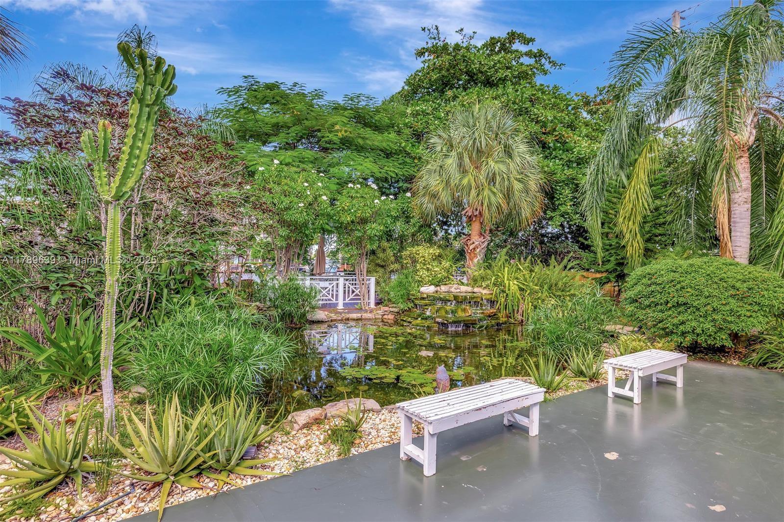 WATERFORD POINT CONDO - Residential