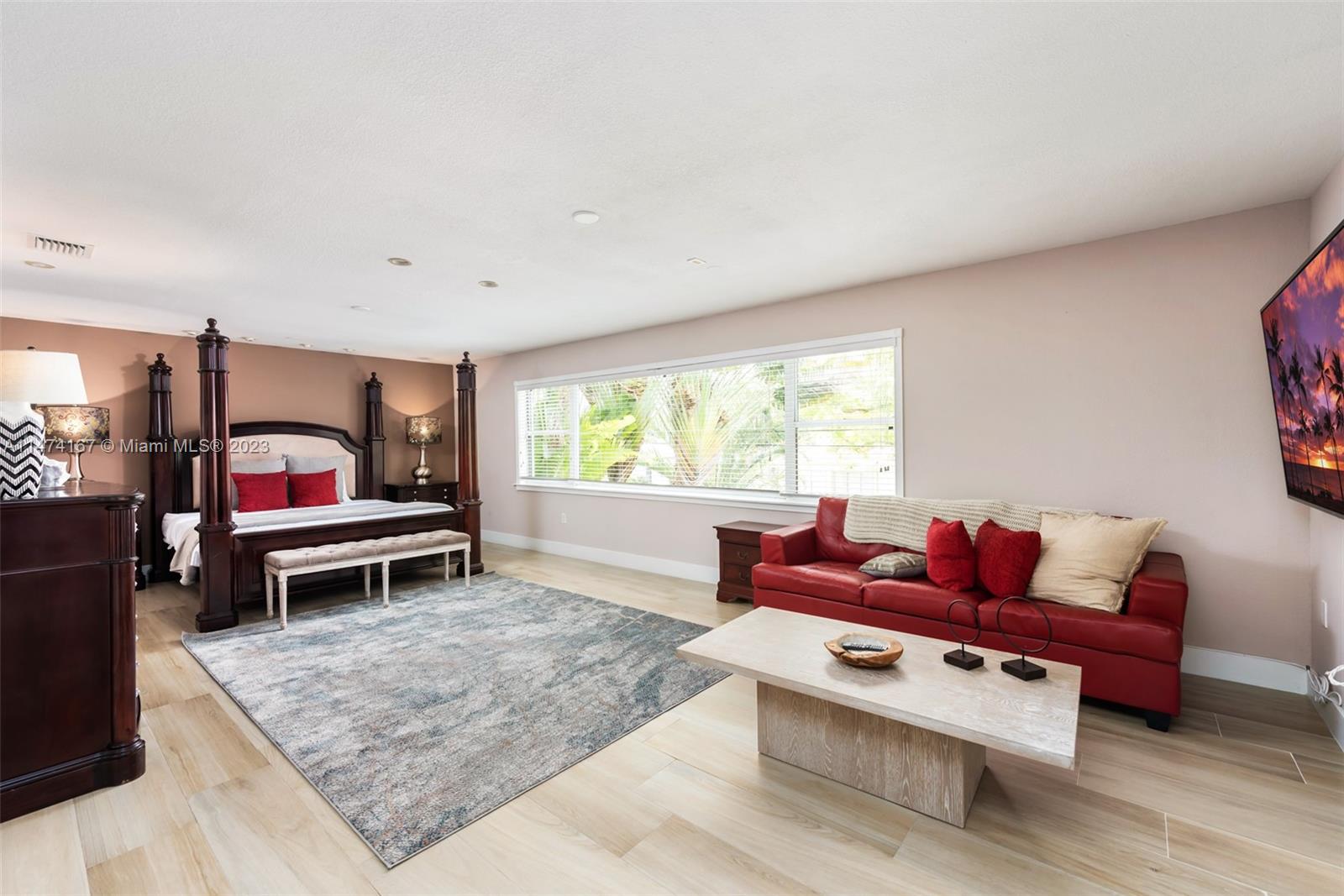 BISCAYNE RIVER HEIGHTS - Residential