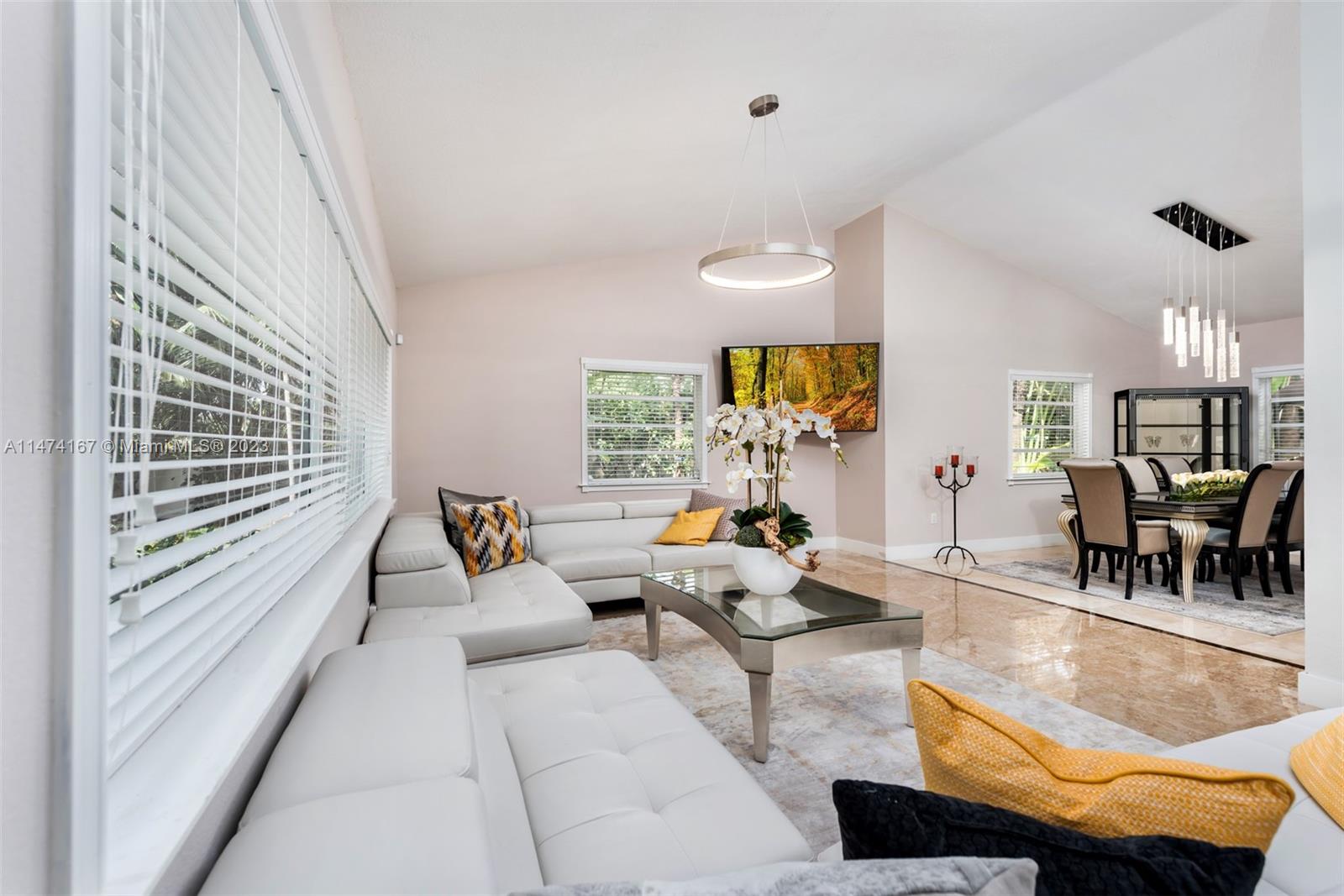 BISCAYNE RIVER HEIGHTS - Residential