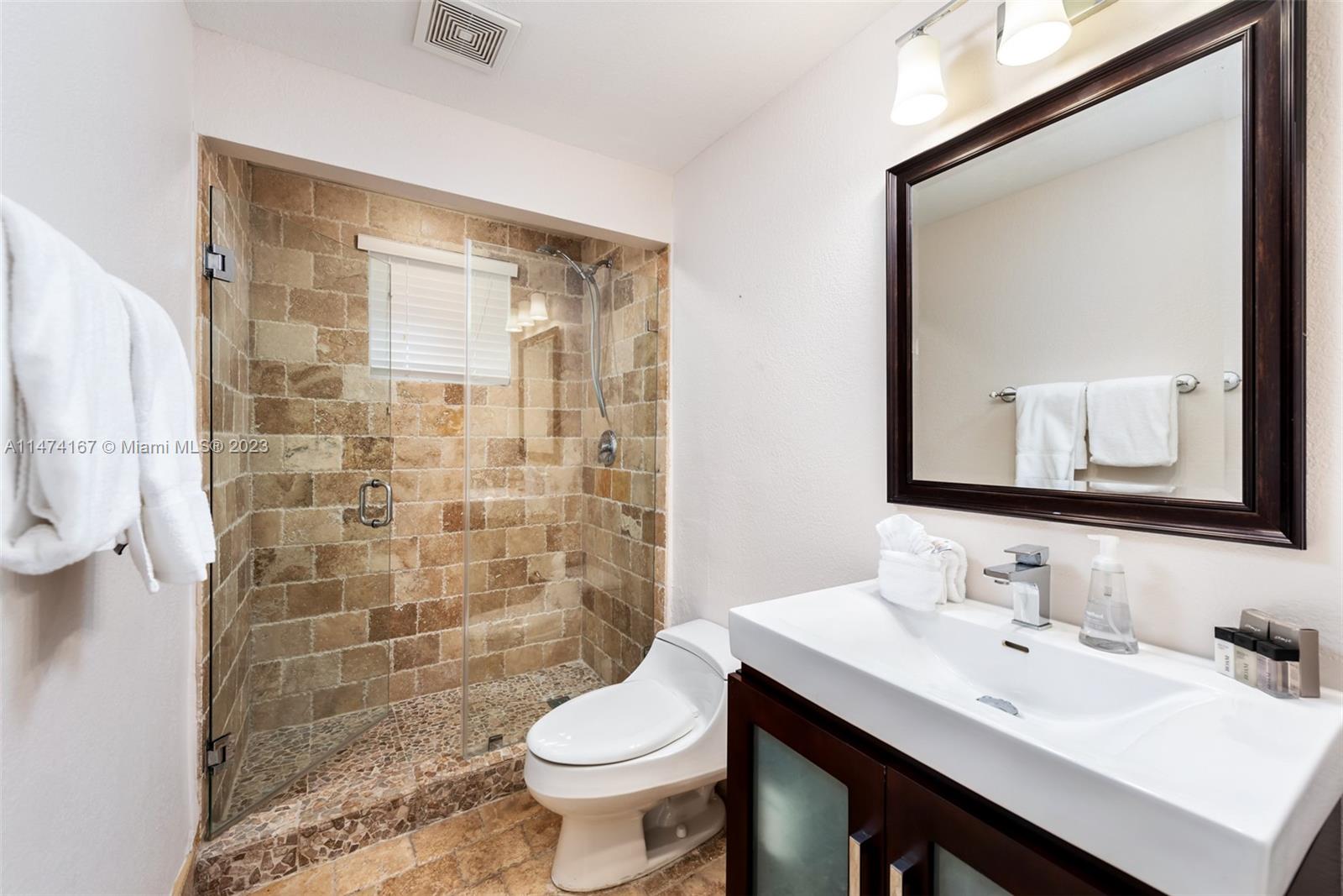 BISCAYNE RIVER HEIGHTS - Residential