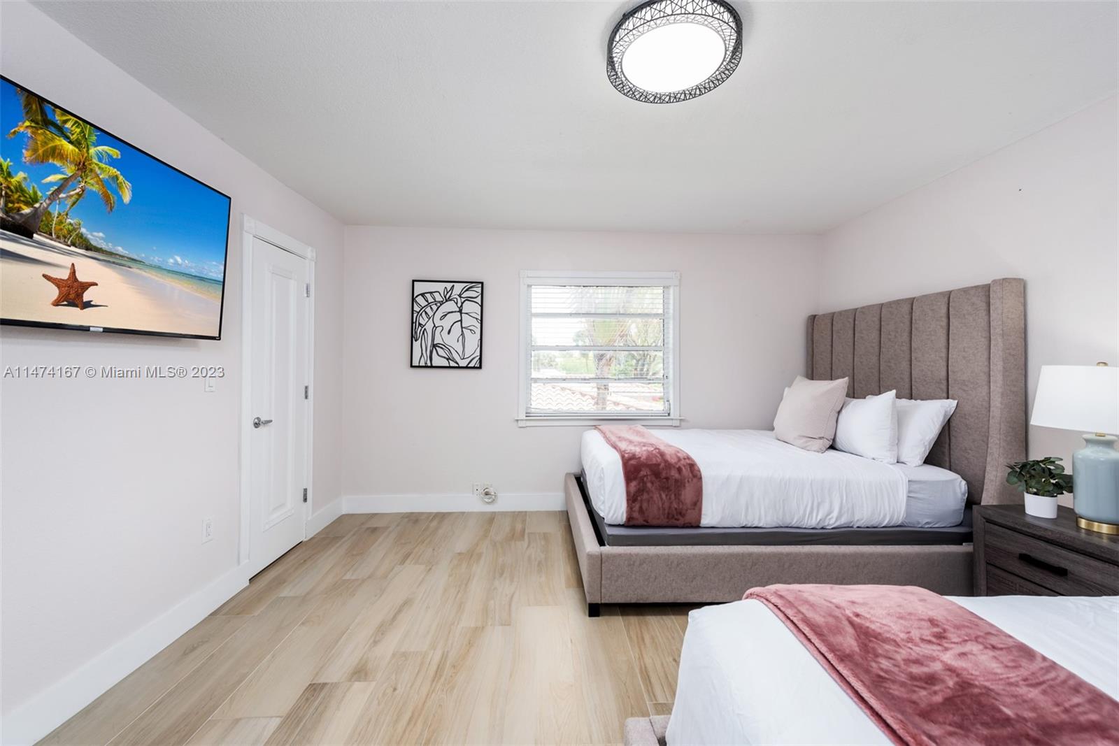 BISCAYNE RIVER HEIGHTS - Residential