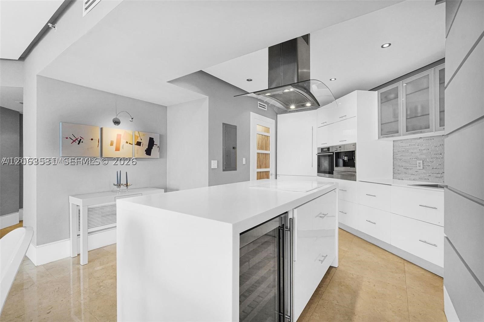 16699 Collins Ave 1103 / 2 Parking 4 Sale