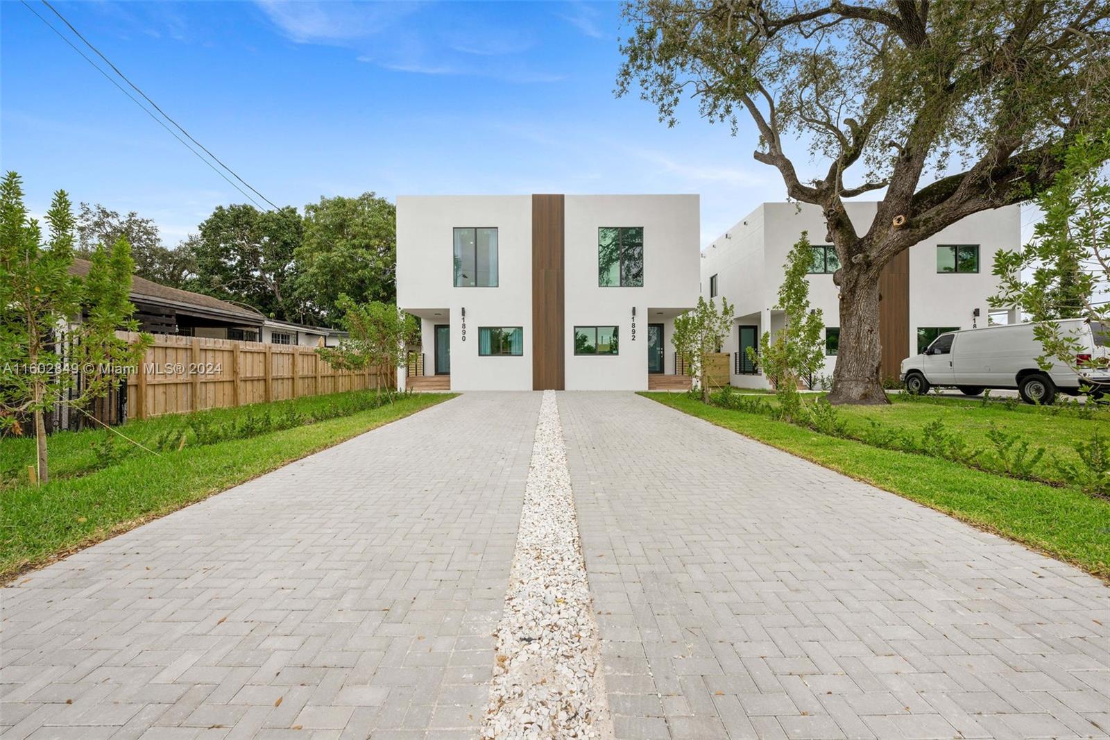 Rental Property at Address Not Disclosed, Miami, Broward County, Florida - Bedrooms: 5 
Bathrooms: 4  - $4,500 MO.