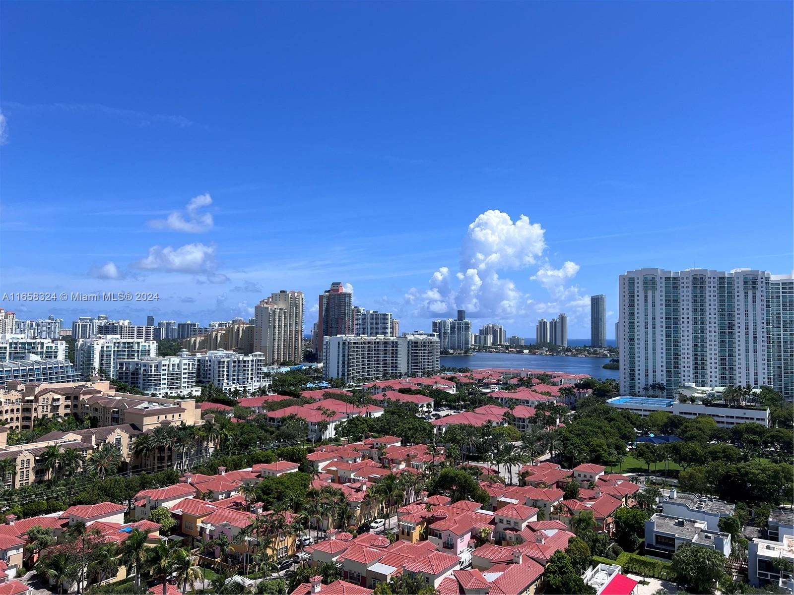 ADMIRALS PORT CONDO WEST - Residential