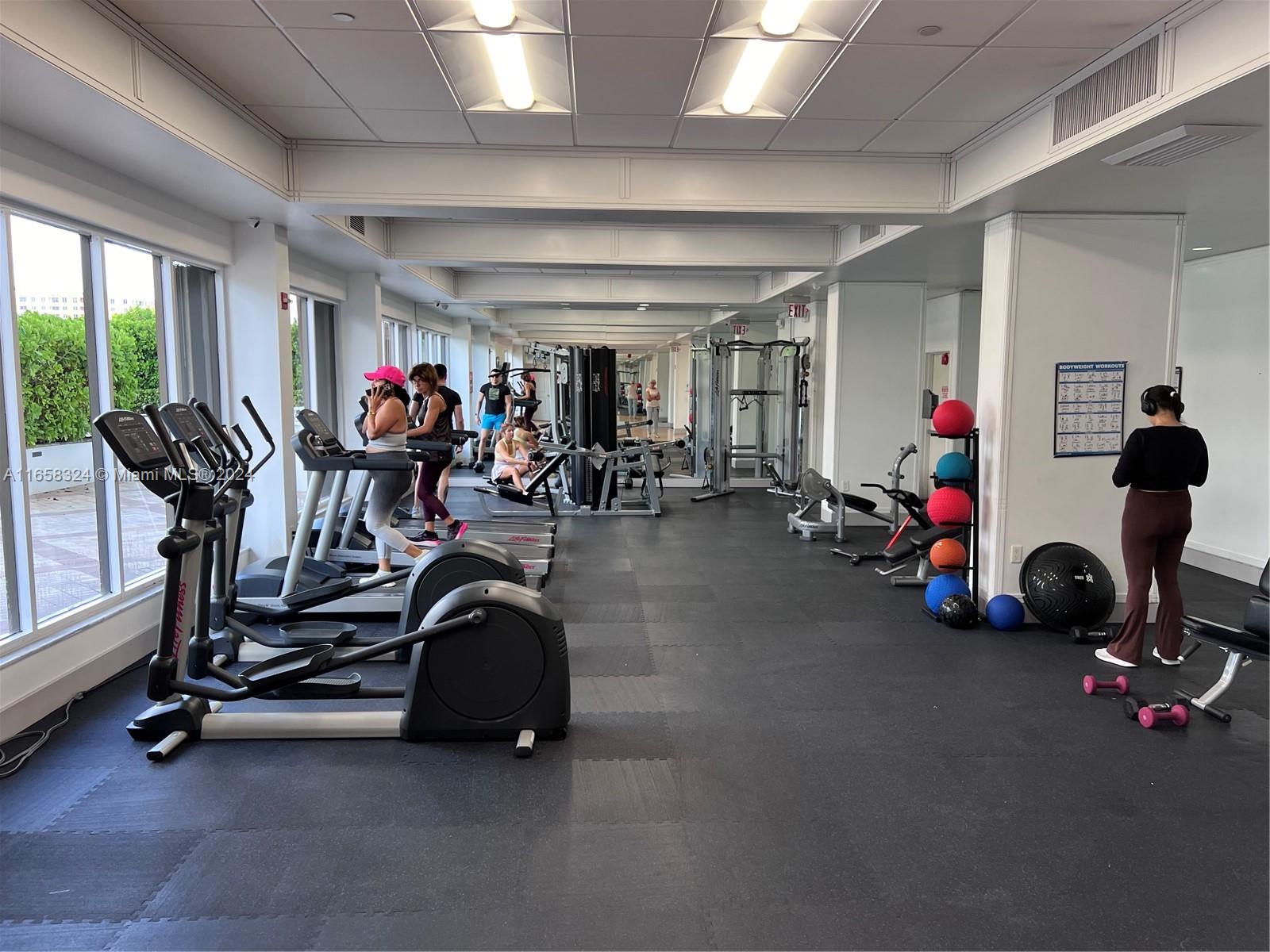 ADMIRALS PORT CONDO WEST - Residential