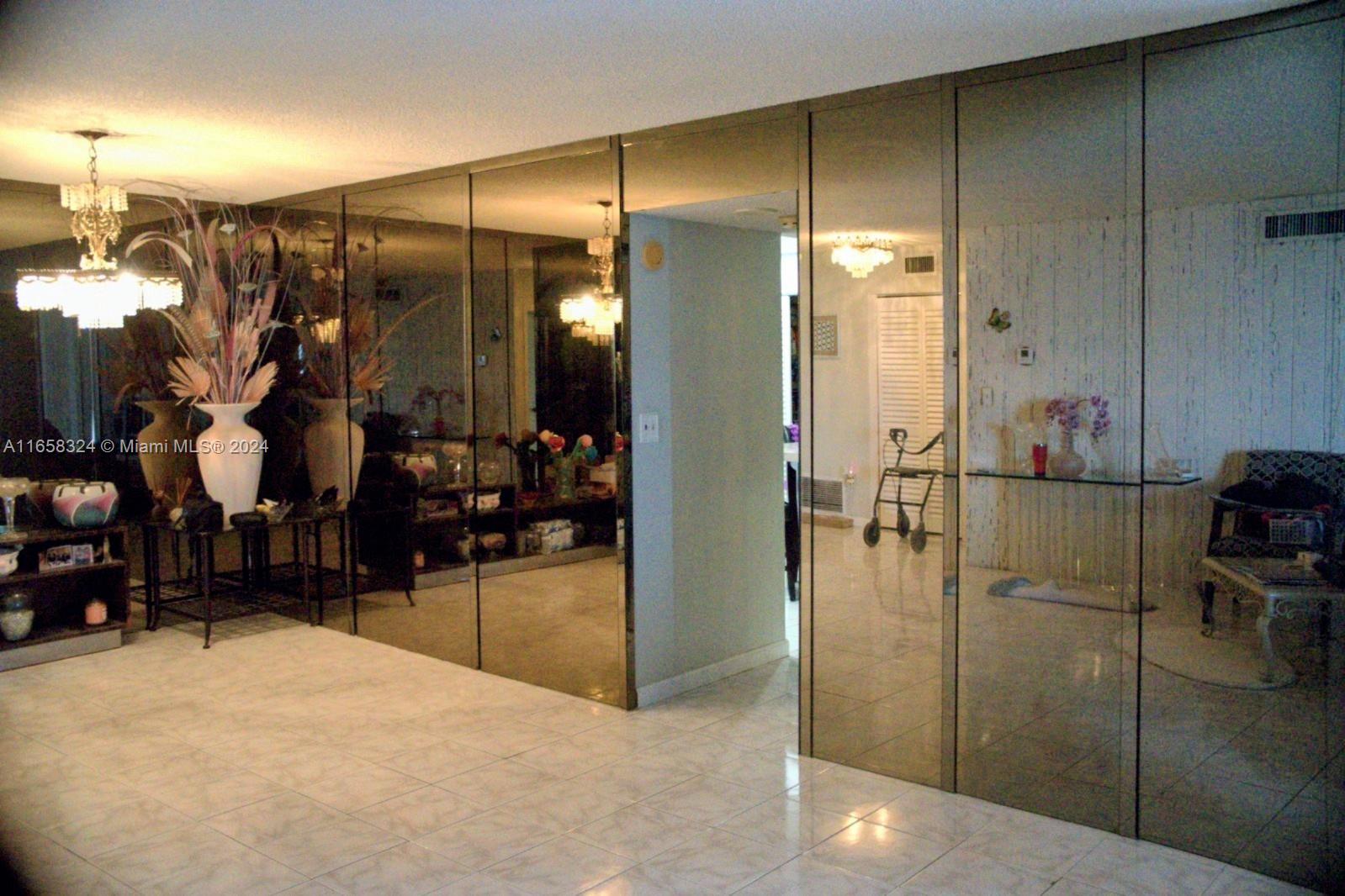 ADMIRALS PORT CONDO WEST - Residential