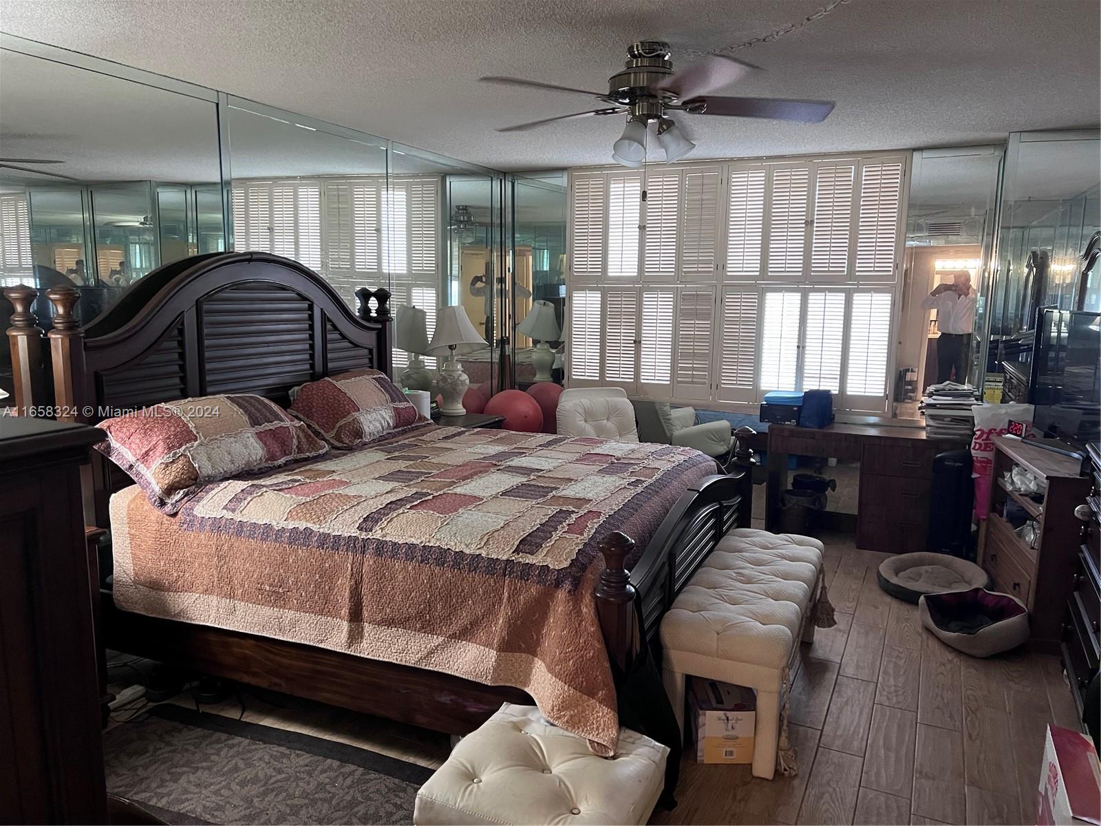 ADMIRALS PORT CONDO WEST - Residential