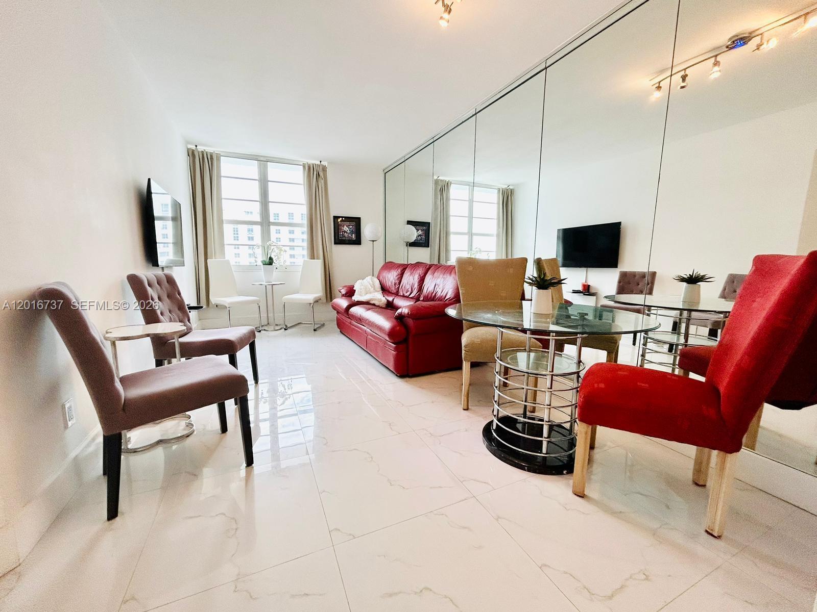 THE DECOPLAGE CONDO - Residential Lease