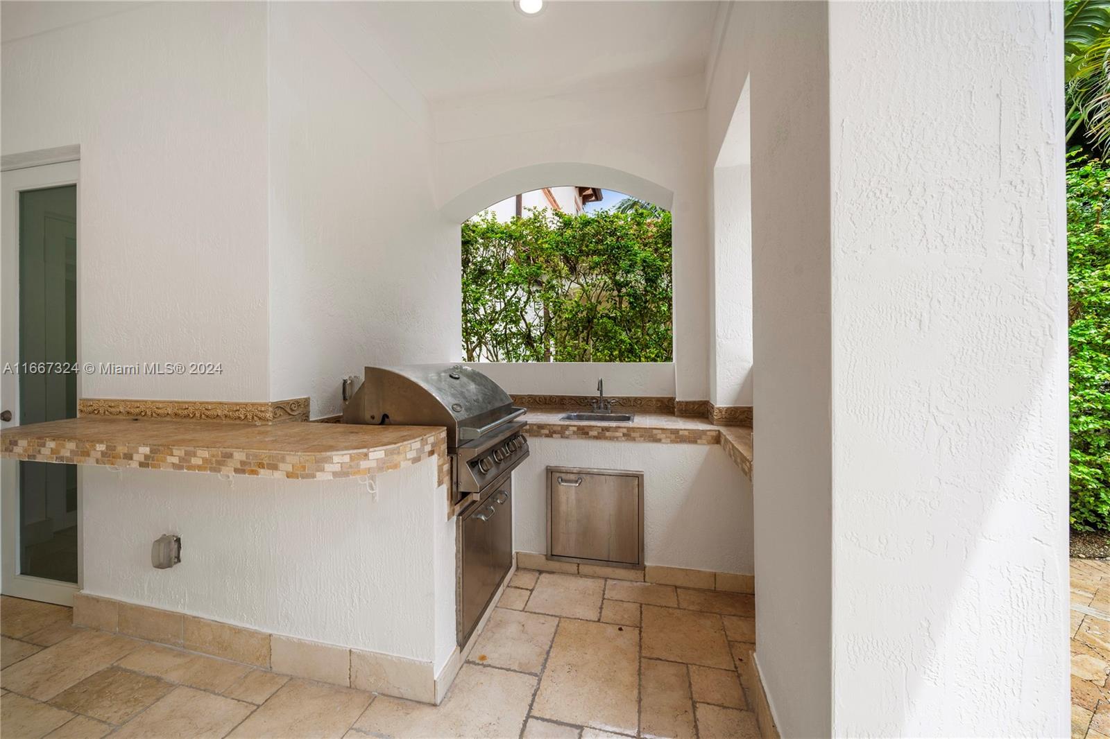 CORAL WAY HEIGHTS - Residential