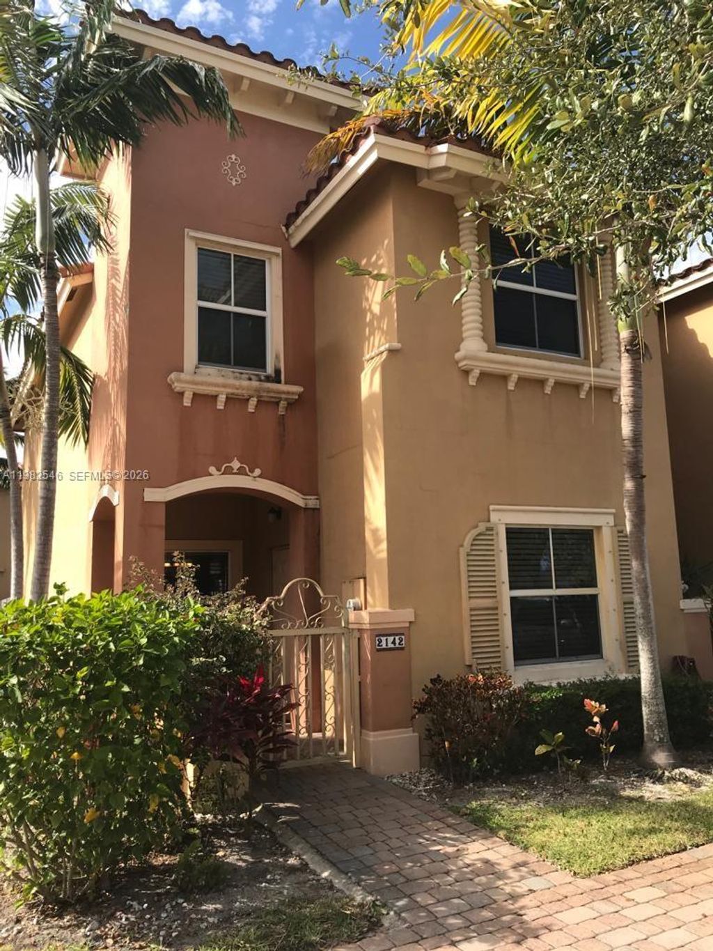 Photo of 2142 Siena Way, Hollywood, FL 33021 (MLS # A11982546)